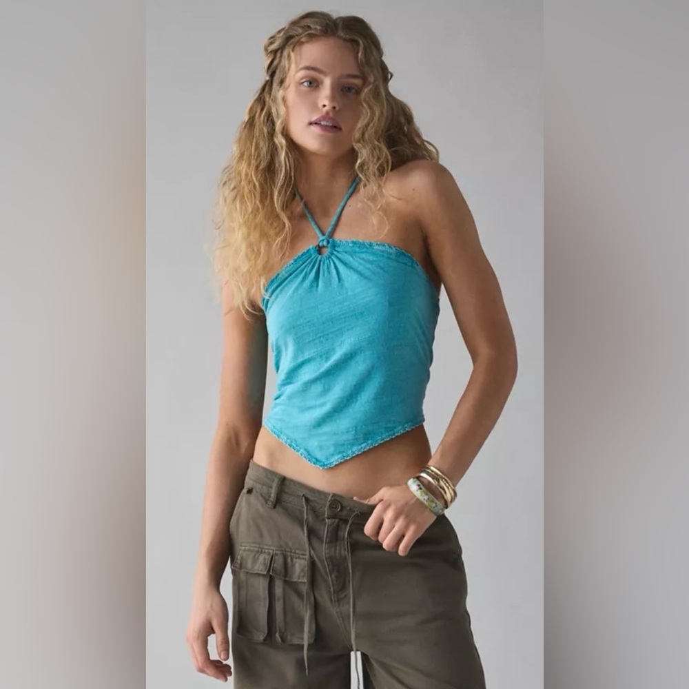 NWOT Kimchi Blue Mya halter top in turquoise size Medium